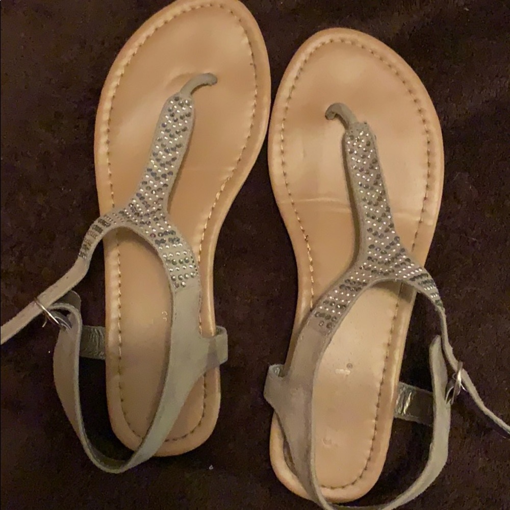 Soda sandals